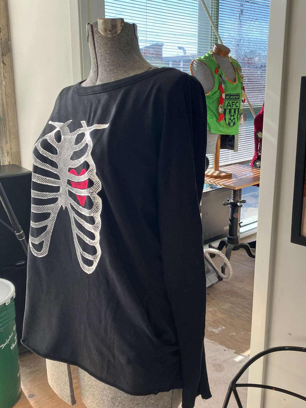 X-Ray Heart oversized long sleeved T-shirt, Black, tag size S