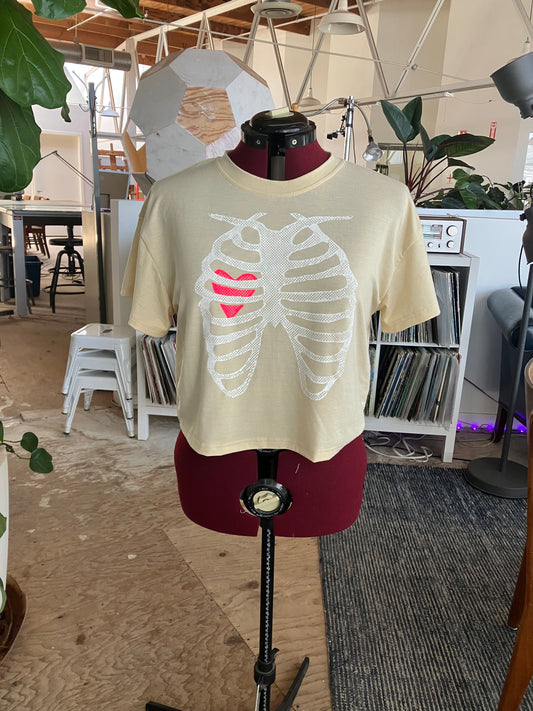 X-Ray Heart crop T, butter yellow, size M