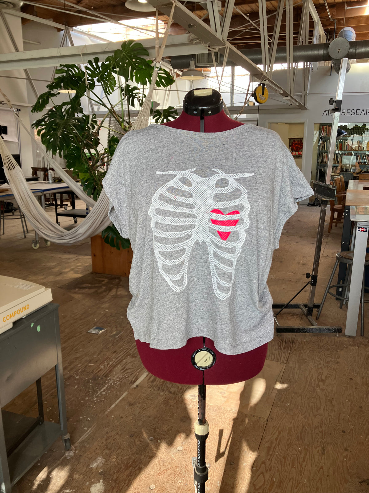 X-Ray Heart batwing style T-shirt, heather grey, J Crew size women’s XL