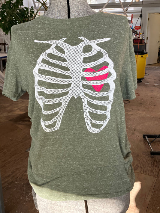 X-Ray Heart T-shirt, heather green, tag size men’s M