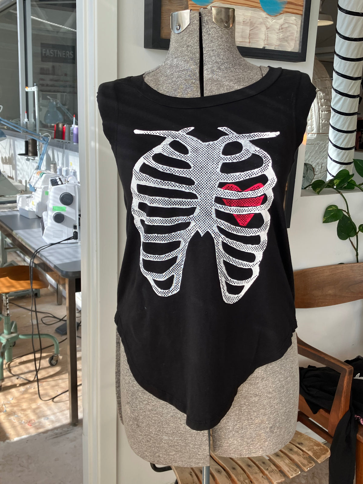 X-Ray Heart cap sleeve T-shirt, Black, tag size M