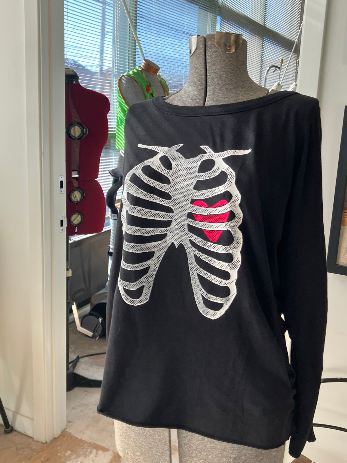 X-Ray Heart oversized long sleeved T-shirt, Black, tag size S